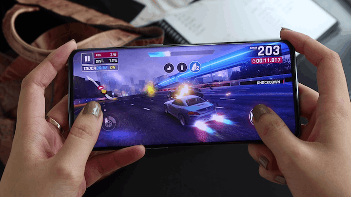 Discover The Best Phones To Play Games Online