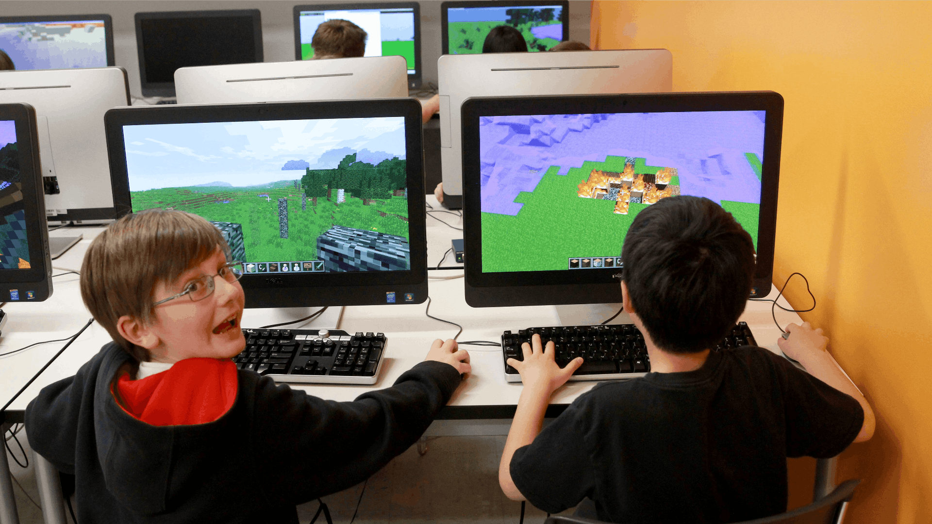 10 Reasons to Let Children Play Minecraft - Easy Way Gaming